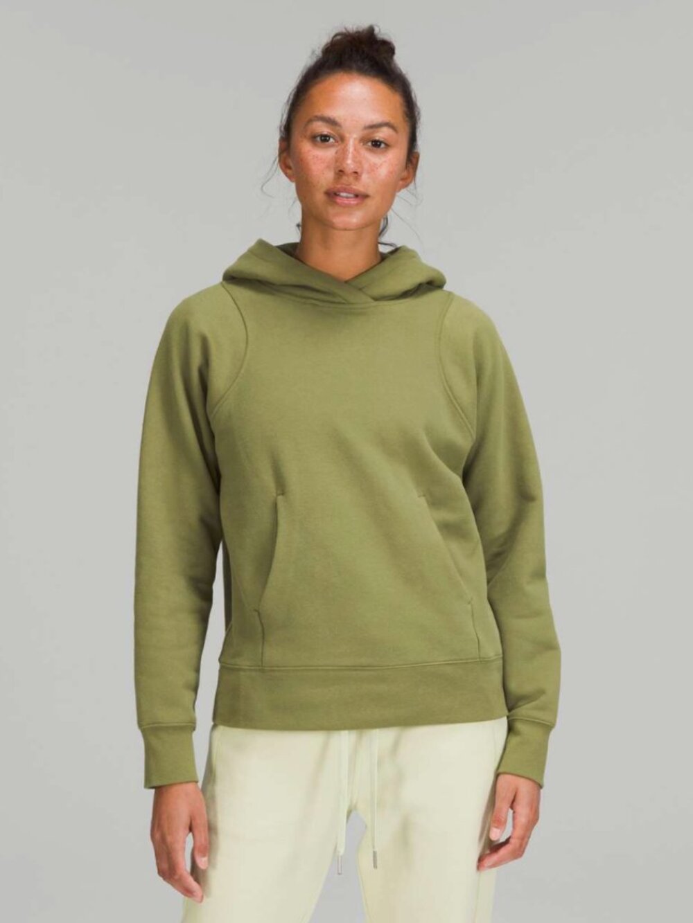 Lululemon $108 *SOLD OUT* Loungeful Hoodie in Bronze Green Size 8